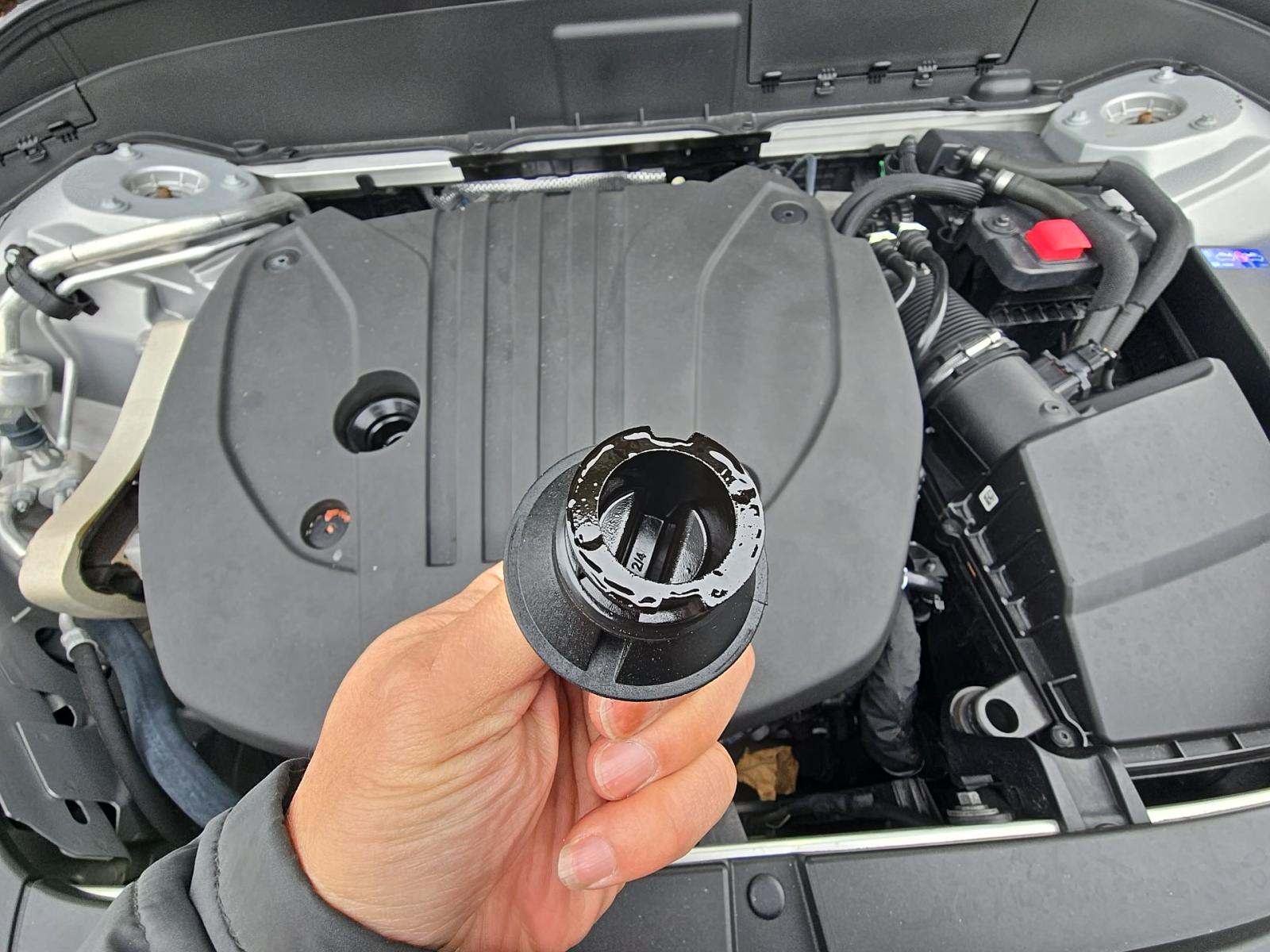 2023 Volvo XC90 B5 Core AWD