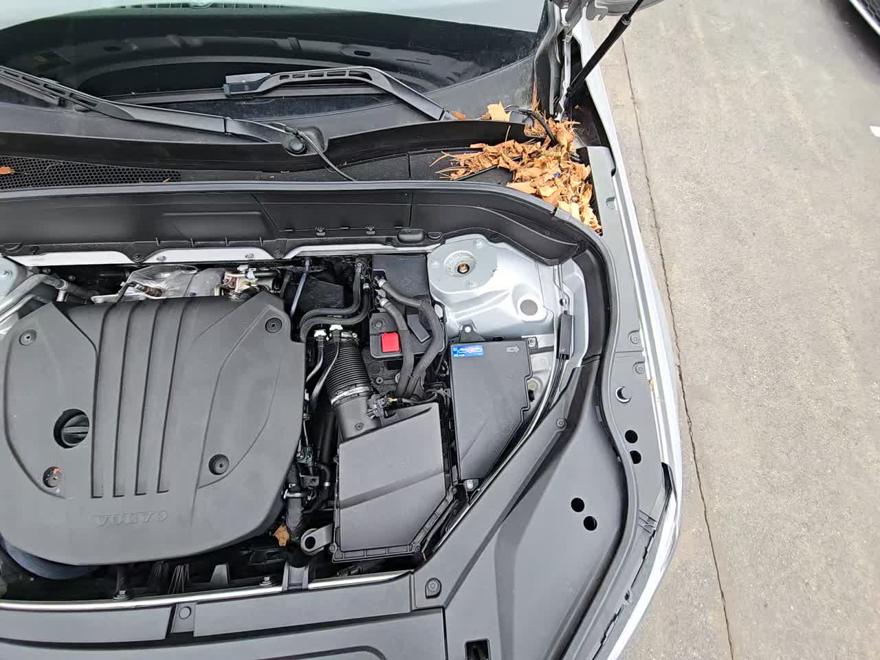 2023 Volvo XC90 B5 Core AWD