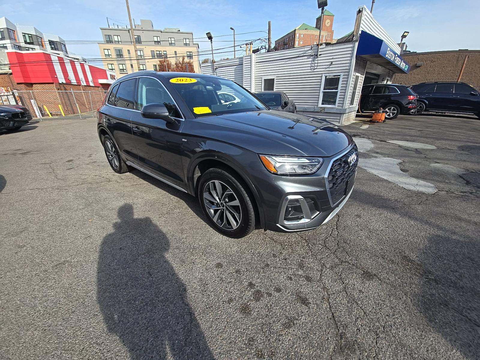 2023 Audi Q5 S line Premium AWD