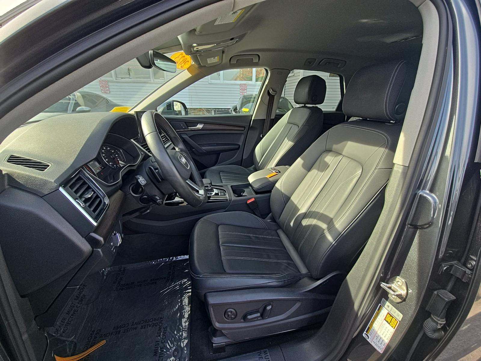 2023 Audi Q5 S line Premium AWD