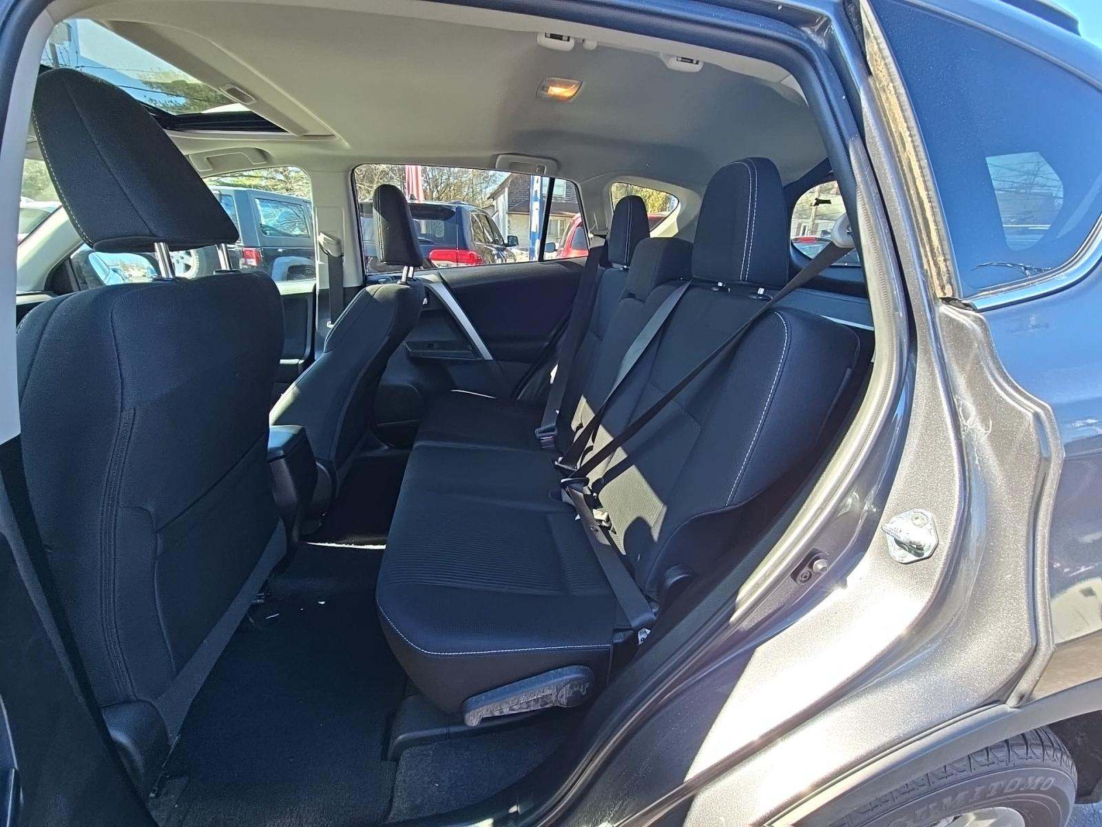 2015 Toyota RAV4 XLE AWD