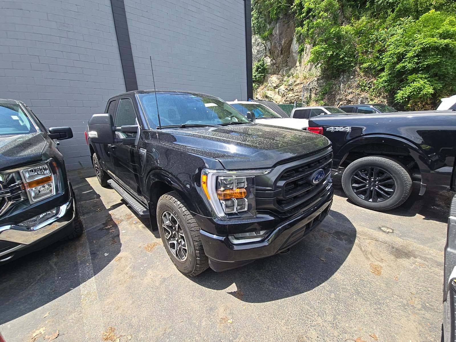 2023 Ford F-150 XLT AWD