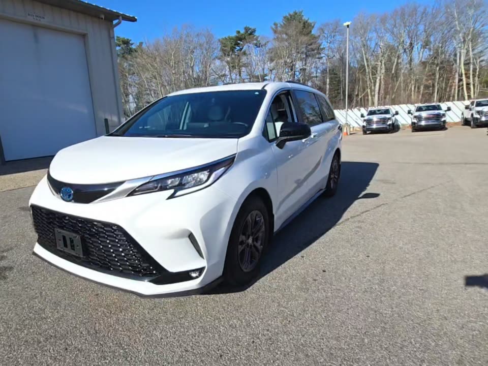 2024 Toyota Sienna XSE AWD