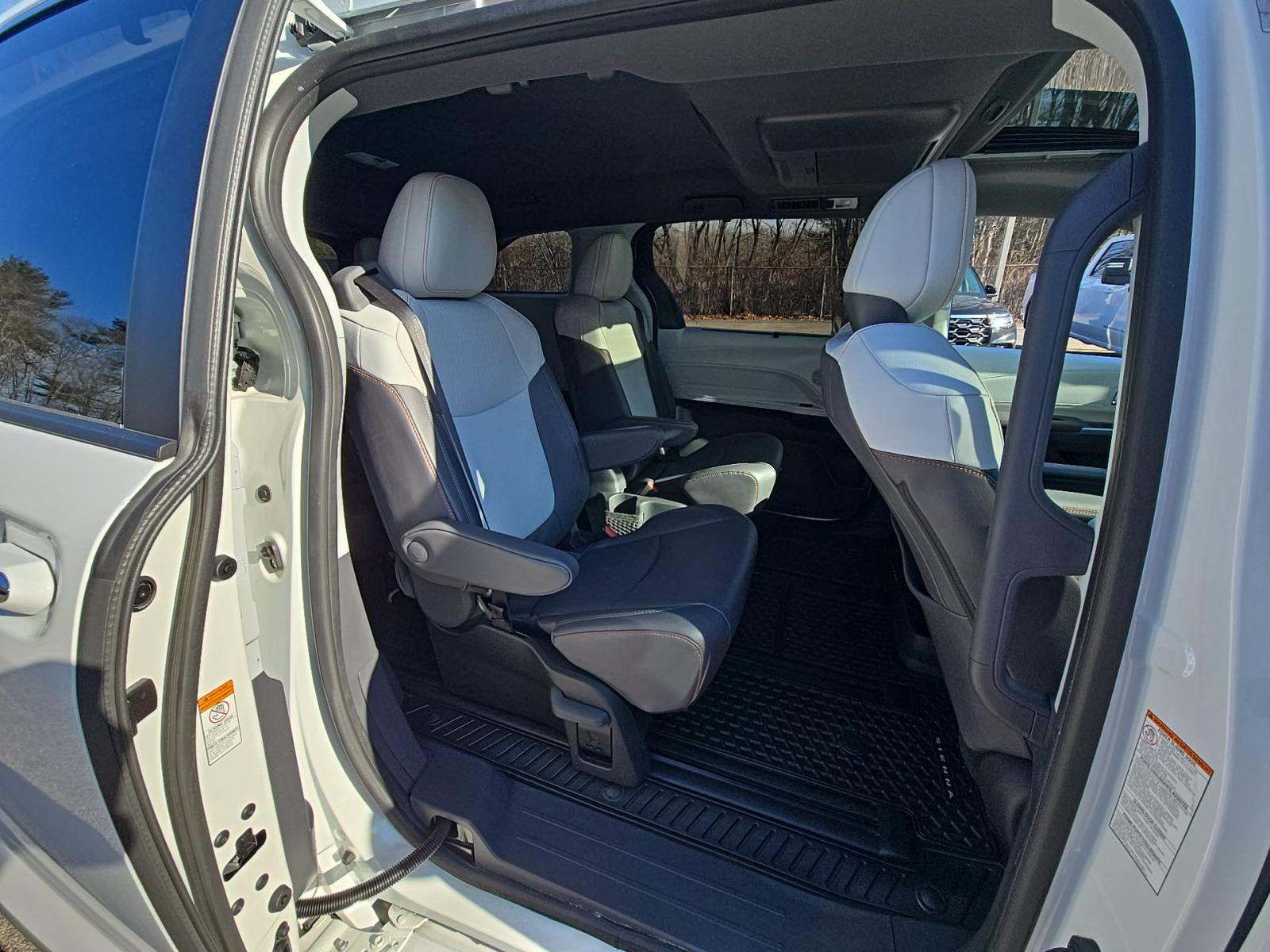 2024 Toyota Sienna XSE AWD