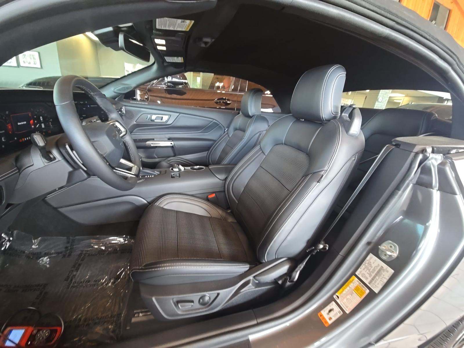 2025 Ford Mustang GT Premium RWD