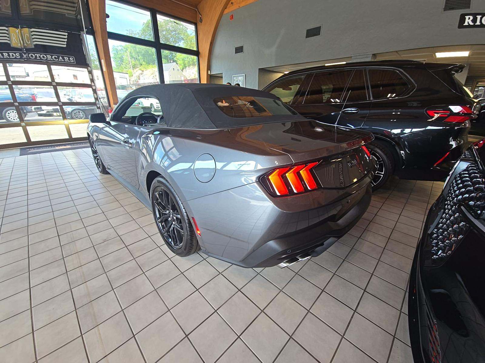 2025 Ford Mustang GT Premium RWD