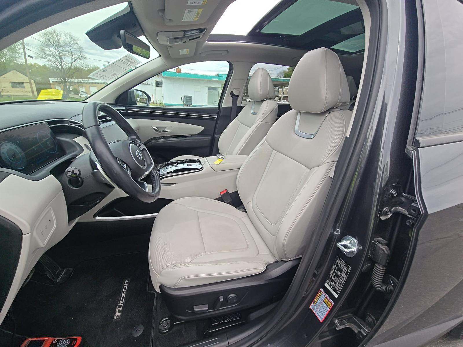 HYUNDAI TUCSON - 2