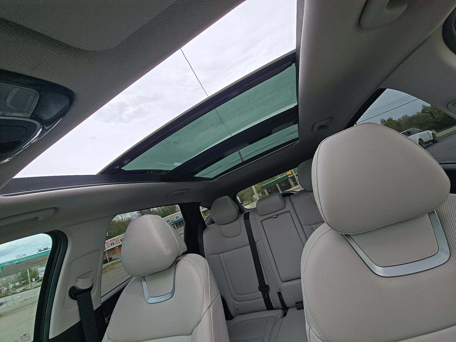 HYUNDAI TUCSON - 7