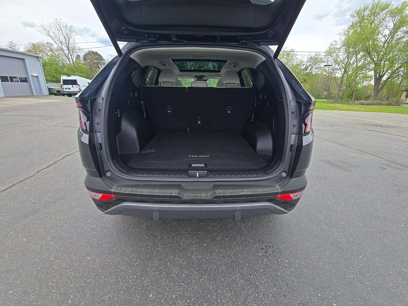 HYUNDAI TUCSON - 10