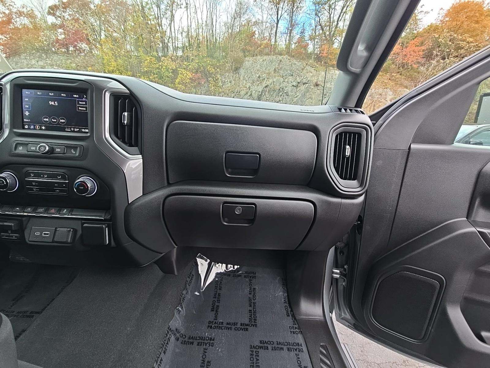 2023 Chevrolet Silverado 1500 Custom AWD