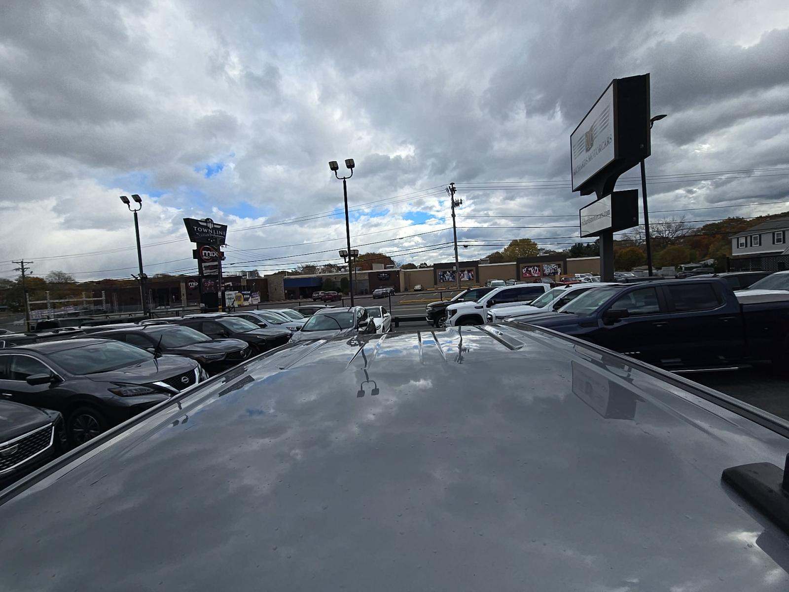 2023 Chevrolet Silverado 1500 Custom AWD