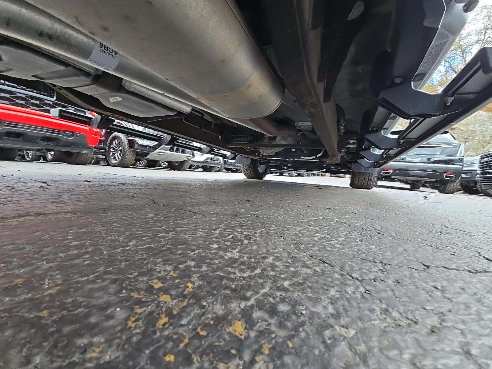 2023 Chevrolet Silverado 1500 Custom AWD