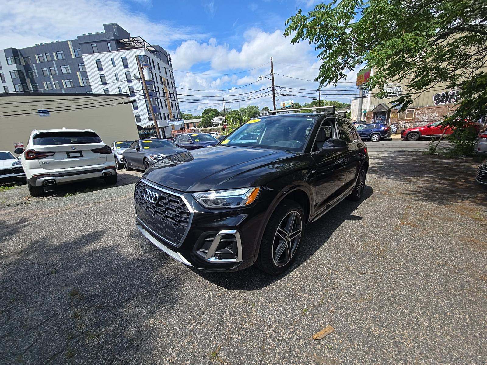2022 Audi Q5 e Plug-In Hybrid S line Premium