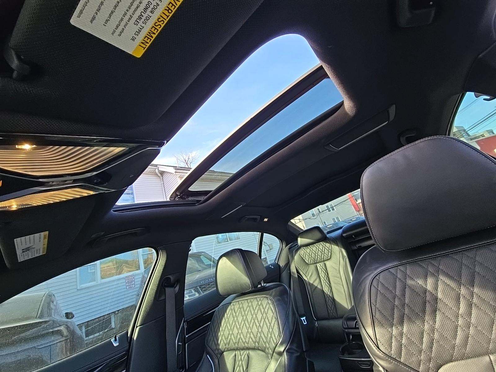 2022 BMW 7 Series 750i xDrive AWD