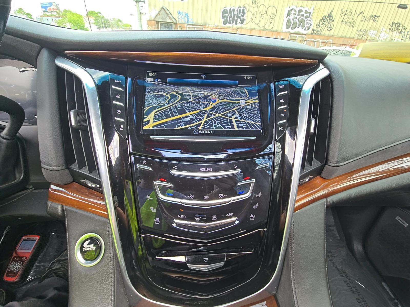 2019 Cadillac Escalade Luxury AWD