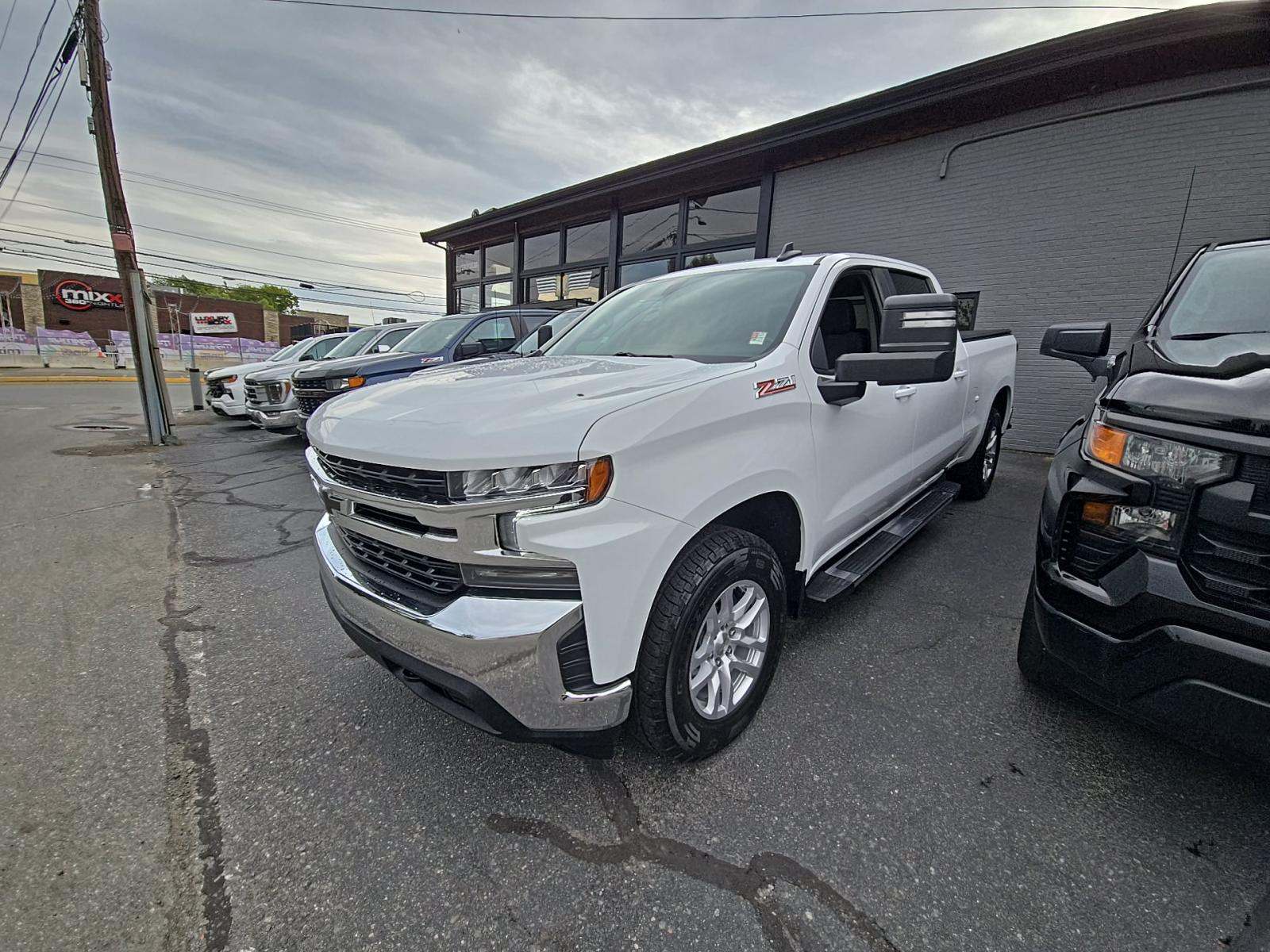 2022 Chevrolet Silverado 1500 LT AWD