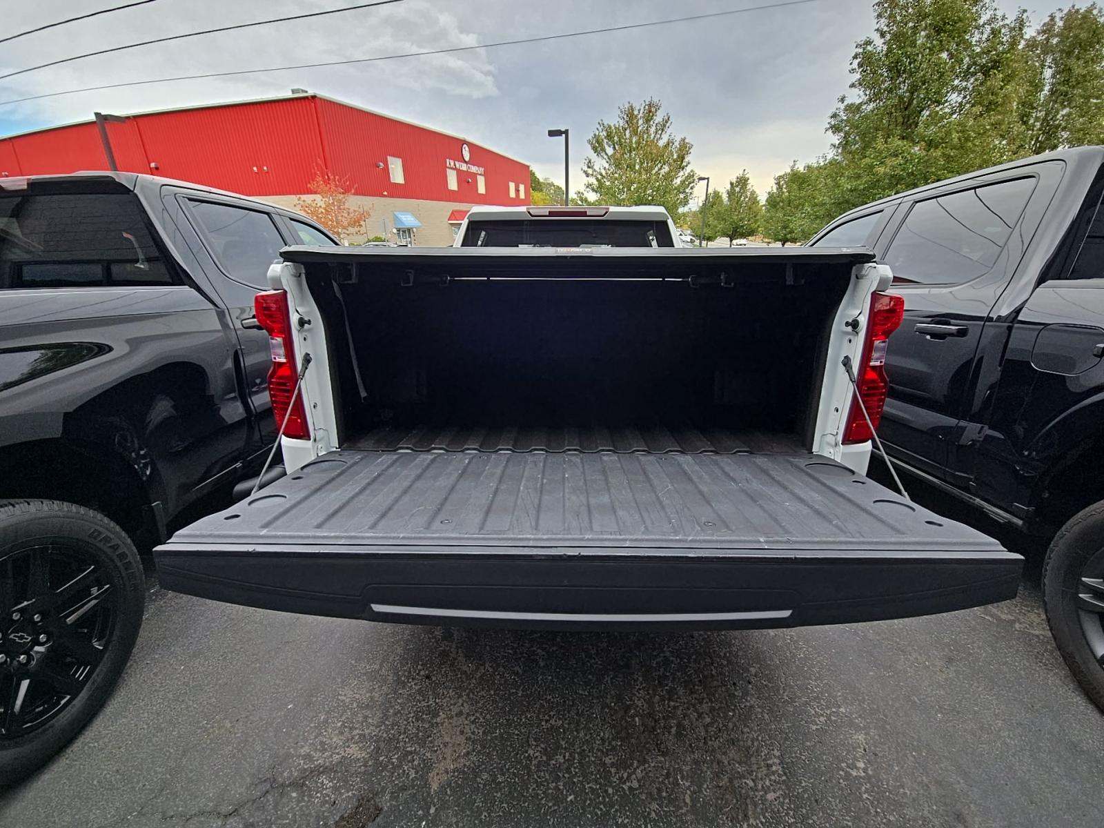 2022 Chevrolet Silverado 1500 LT AWD