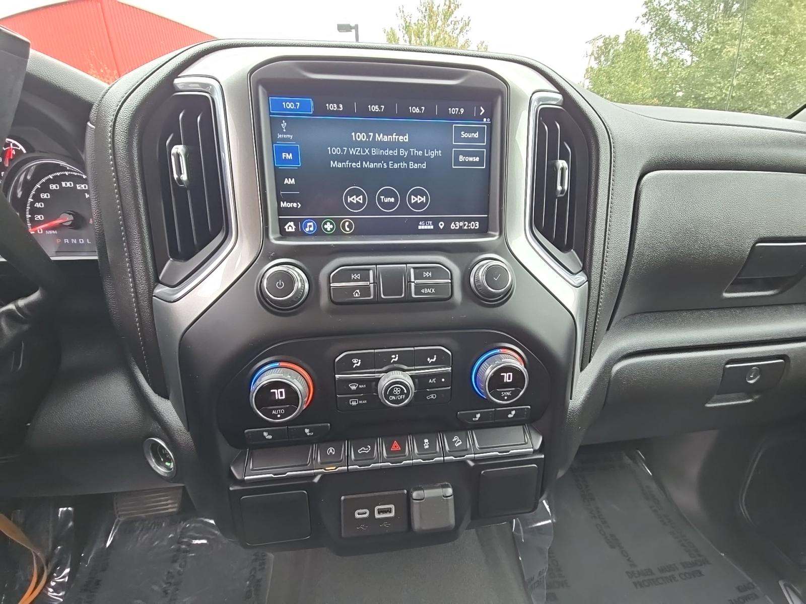 2022 Chevrolet Silverado 1500 LT AWD