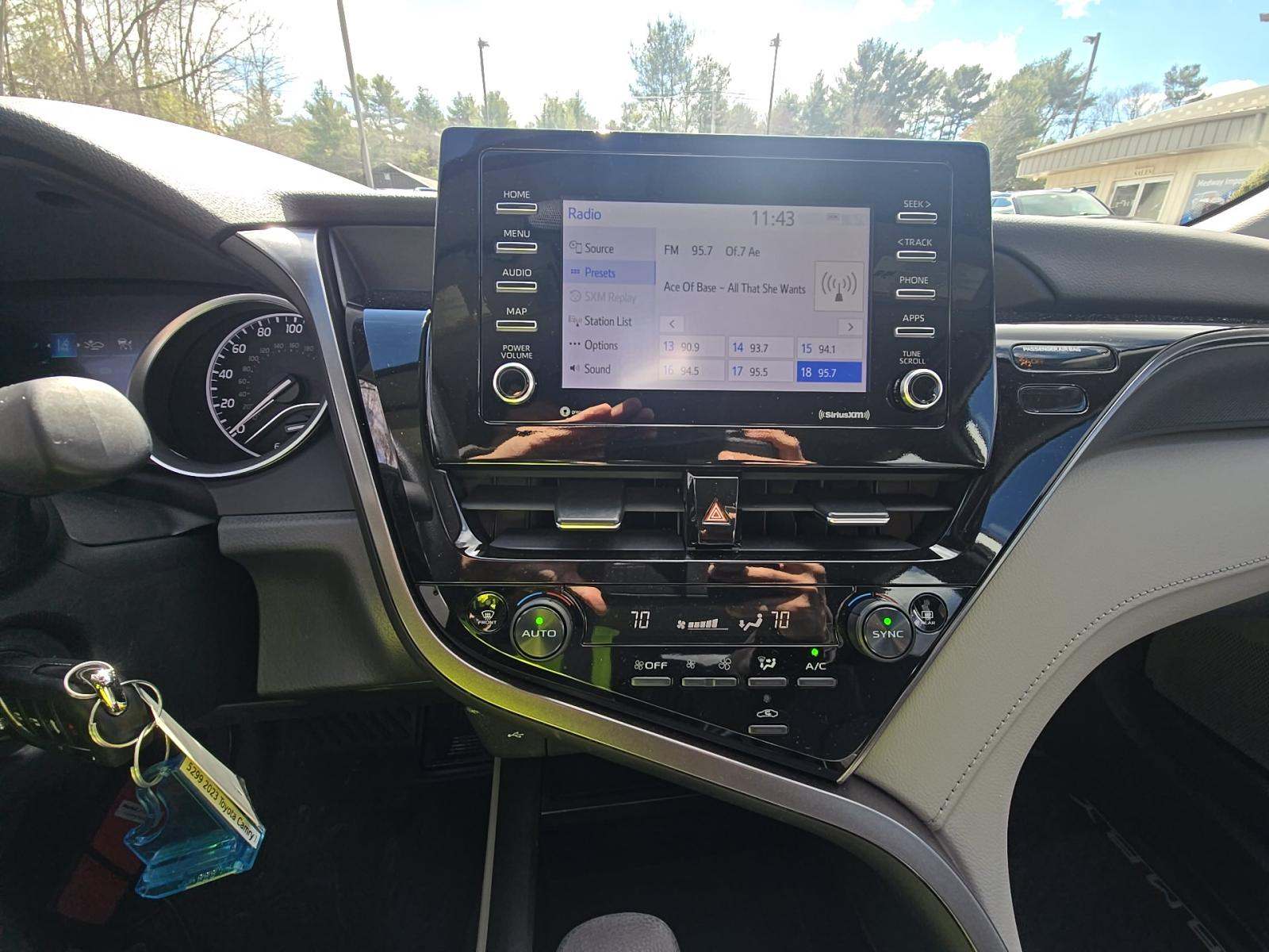 2023 Toyota Camry LE AWD