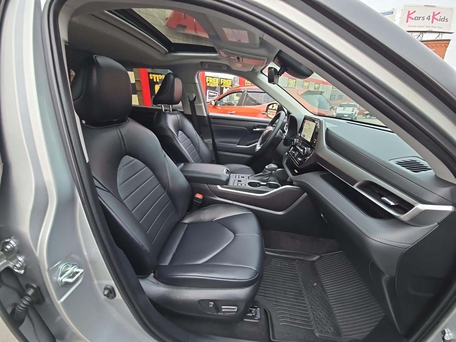 2023 Toyota Highlander XLE AWD