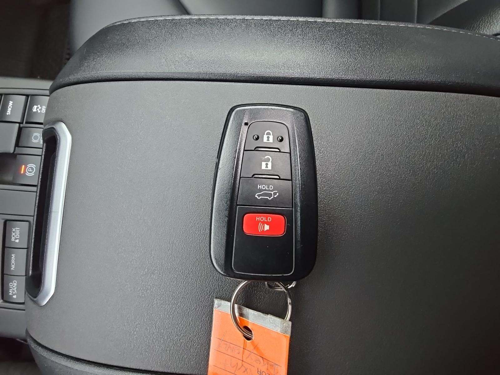 2023 Toyota Highlander XLE AWD