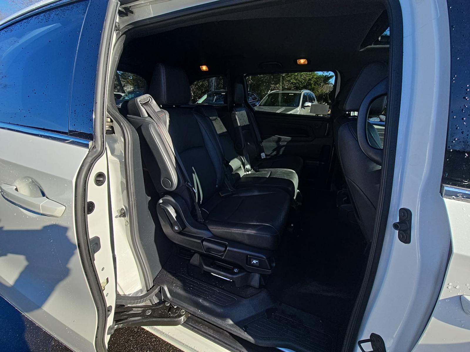 2023 Honda Odyssey Sport FWD