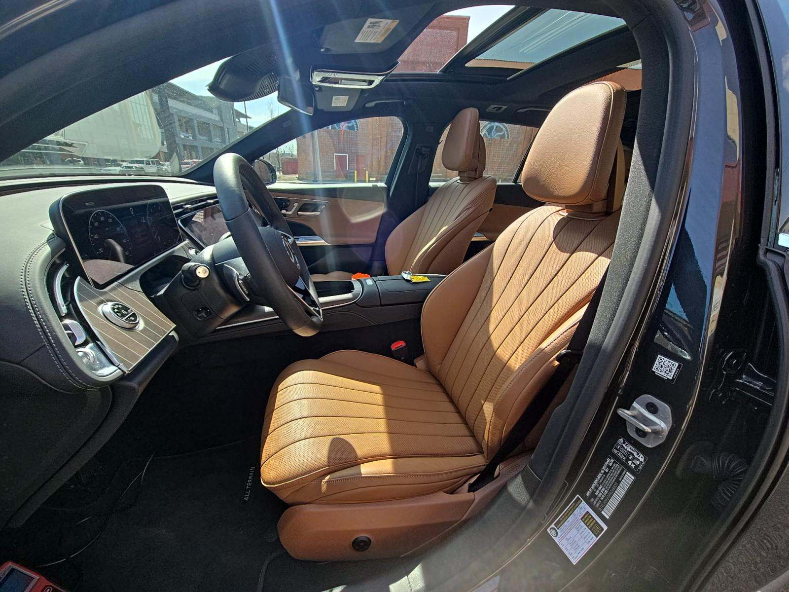 MERCEDES-BENZ E-CLASS - 2