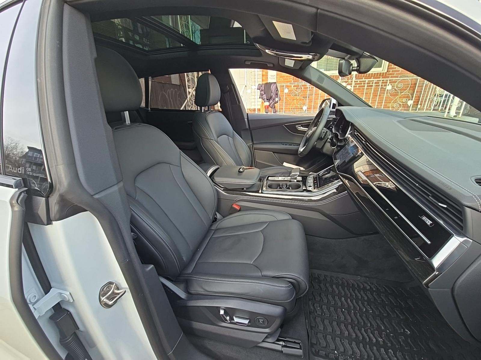 2025 Audi Q8 Prestige AWD