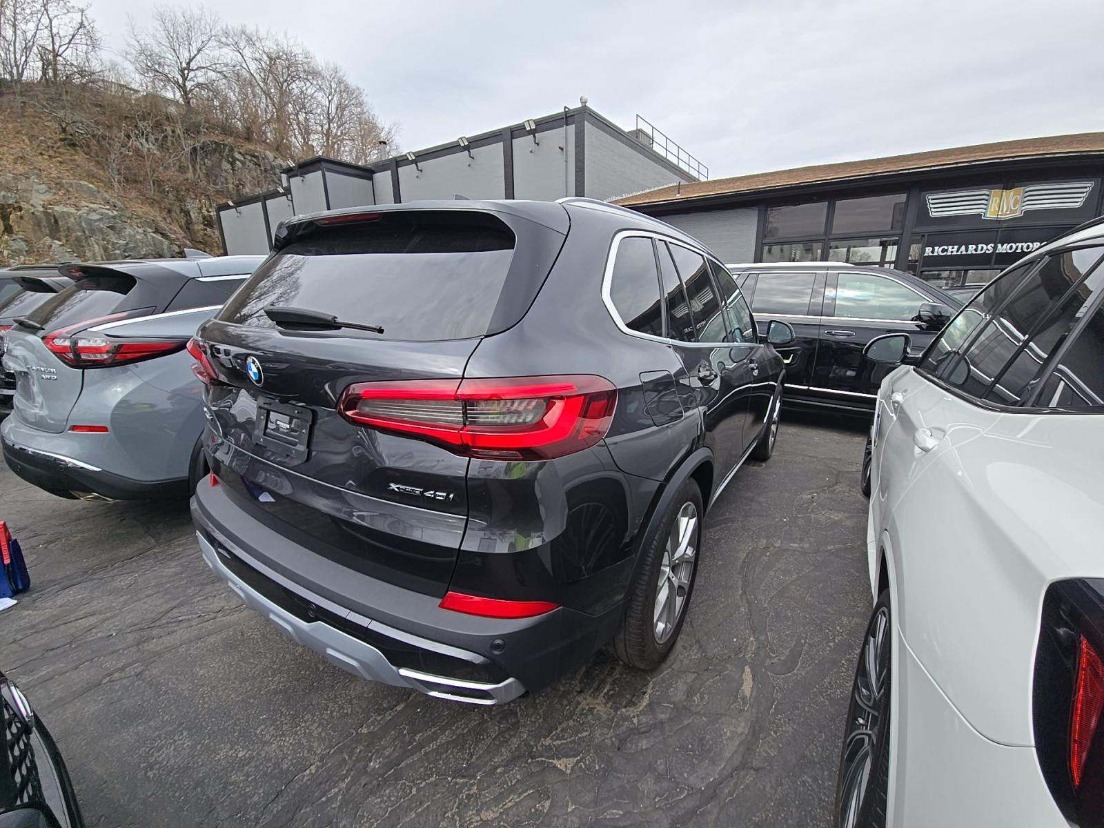 2021 BMW X5 xDrive40i AWD