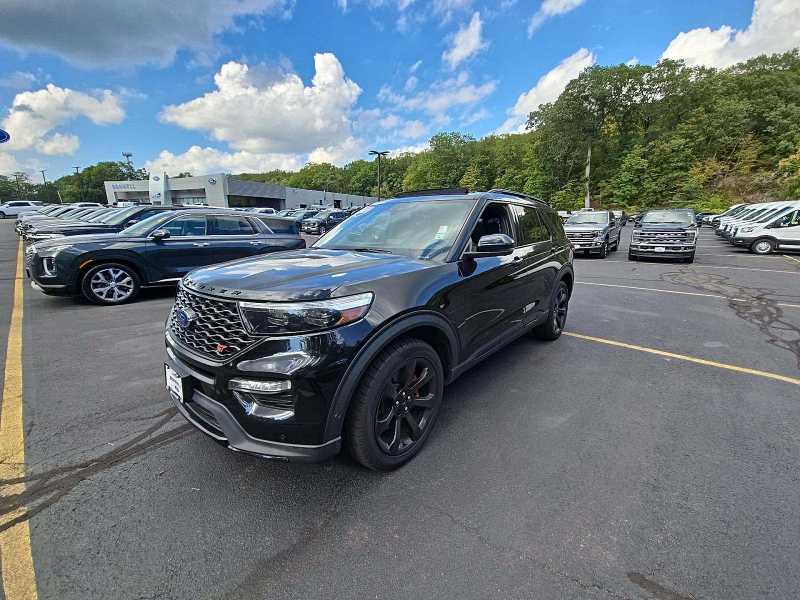 2022 Ford Explorer ST AWD