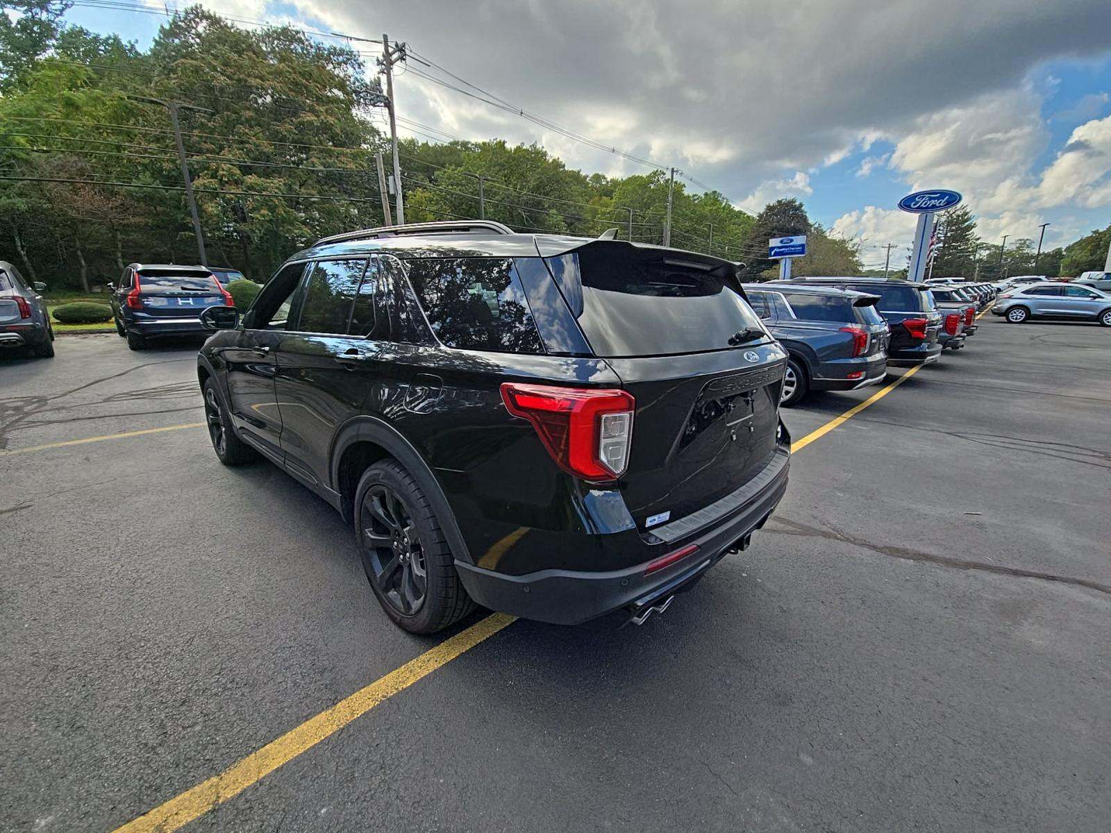 2022 Ford Explorer ST AWD