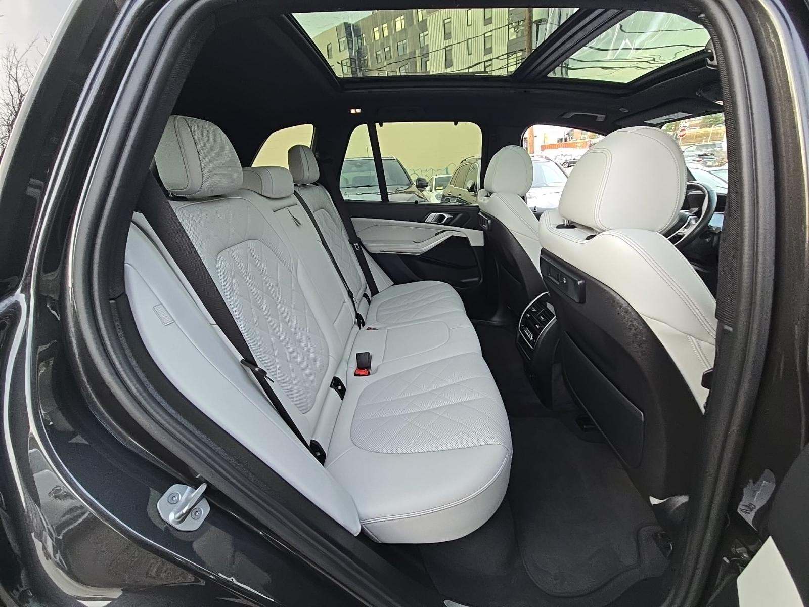 2023 BMW X5 xDrive45e AWD