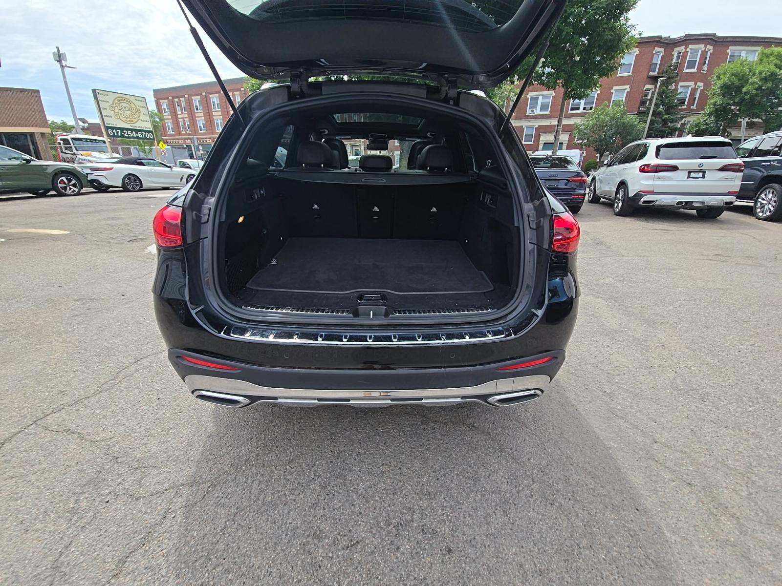 2023 Mercedes-Benz GLC GLC 300 AWD