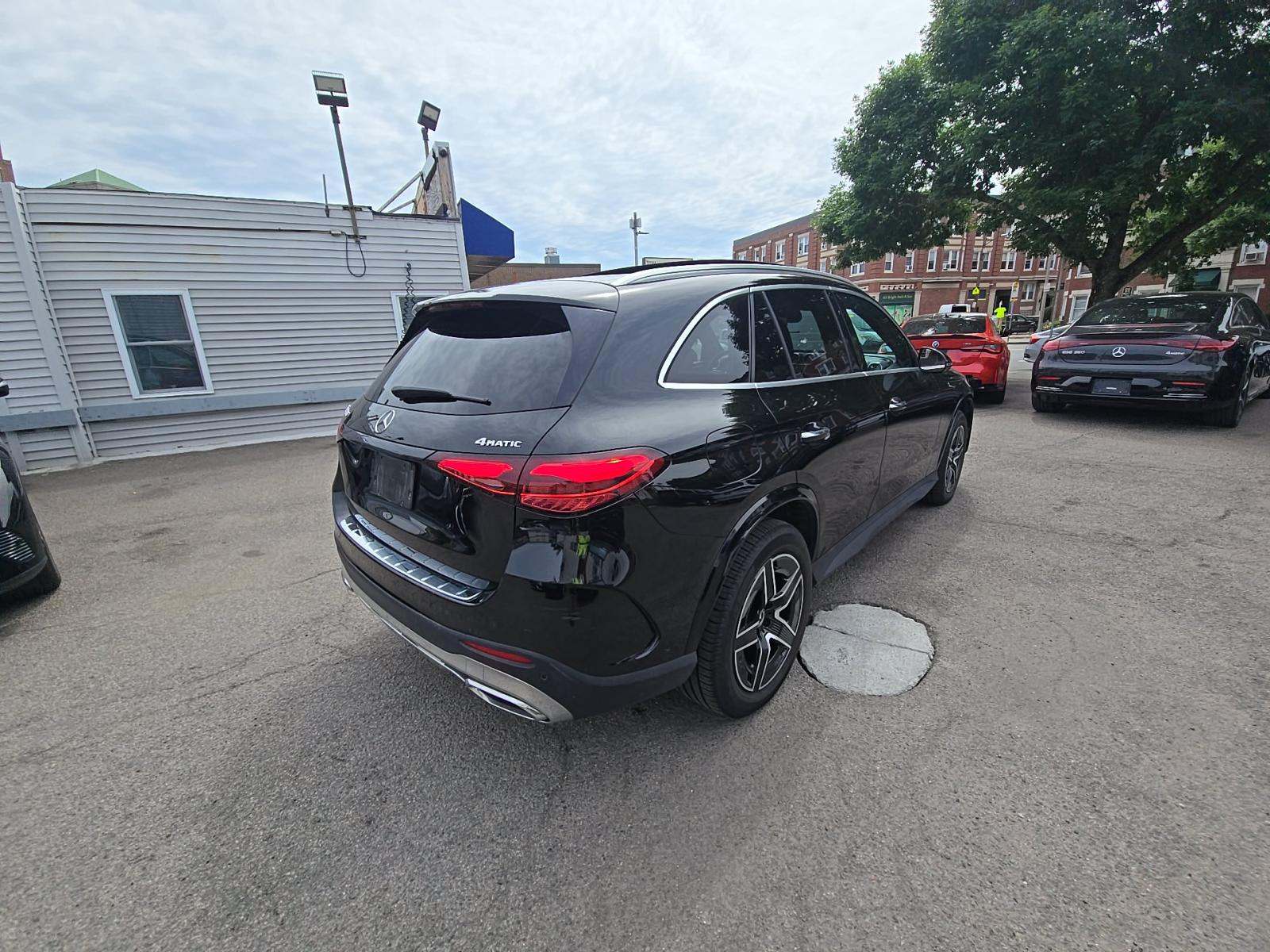 2023 Mercedes-Benz GLC GLC 300 AWD