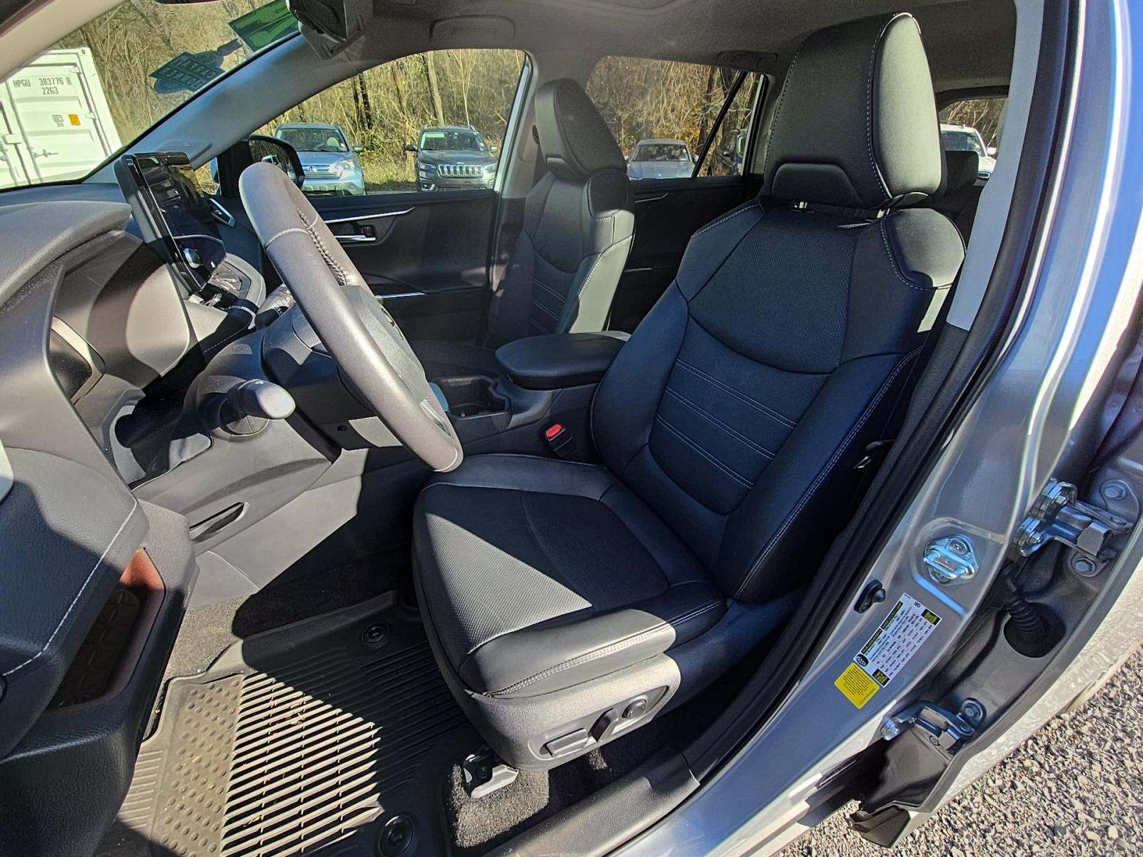 2024 Toyota RAV4 Limited FWD