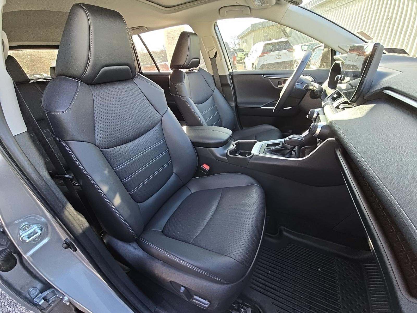 2024 Toyota RAV4 Limited FWD