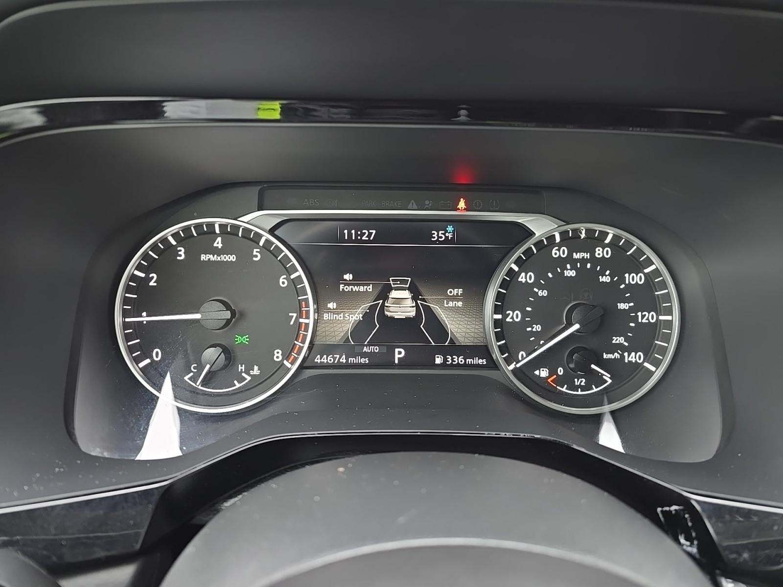 2024 Nissan Pathfinder SL AWD