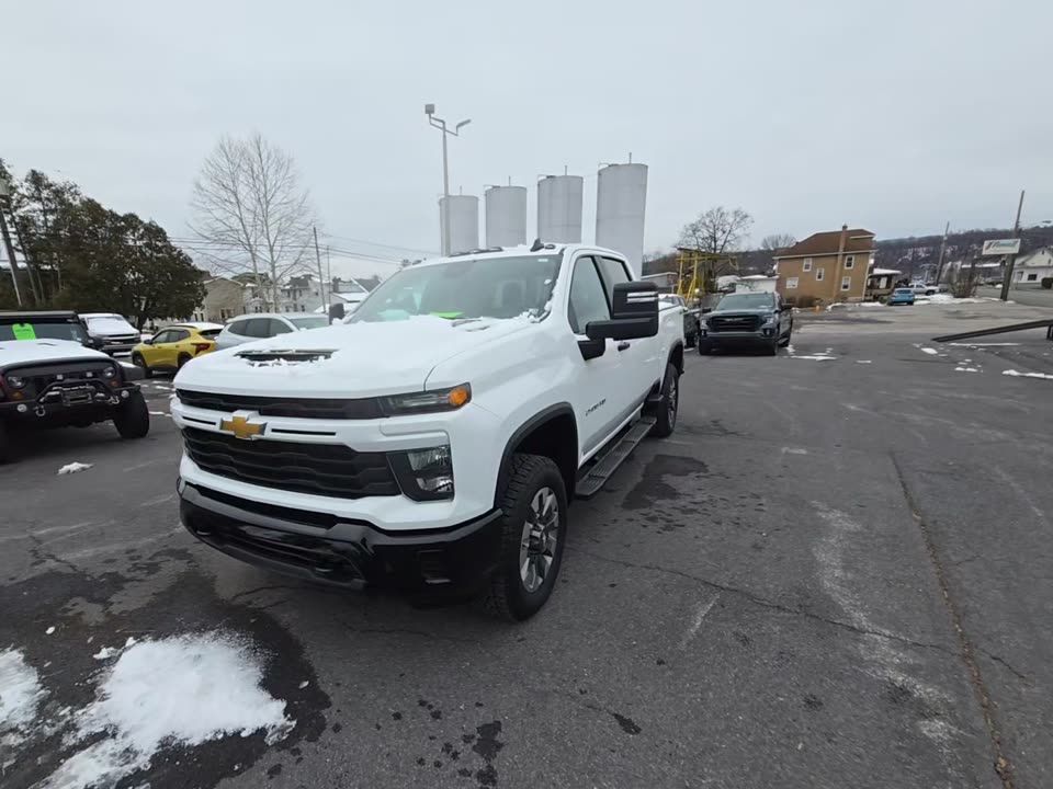 2025 Chevrolet Silverado 2500HD Custom AWD