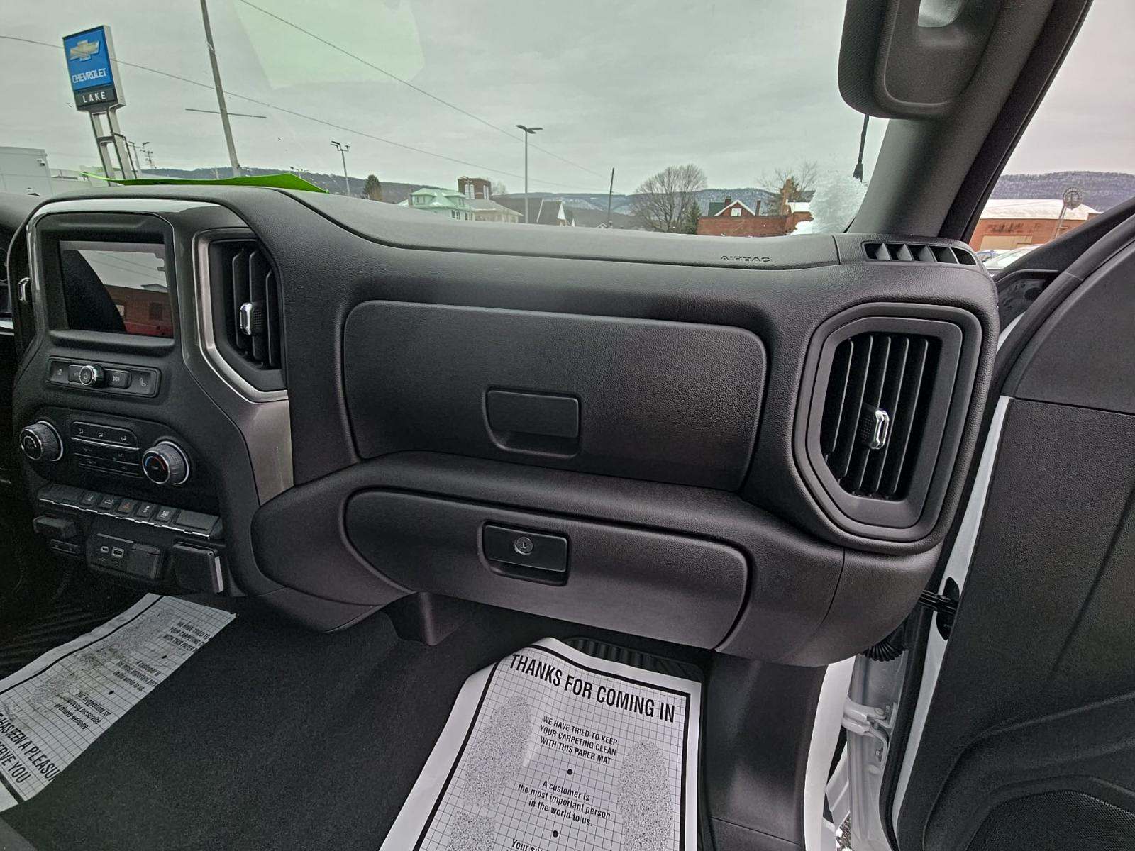 2025 Chevrolet Silverado 2500HD Custom AWD