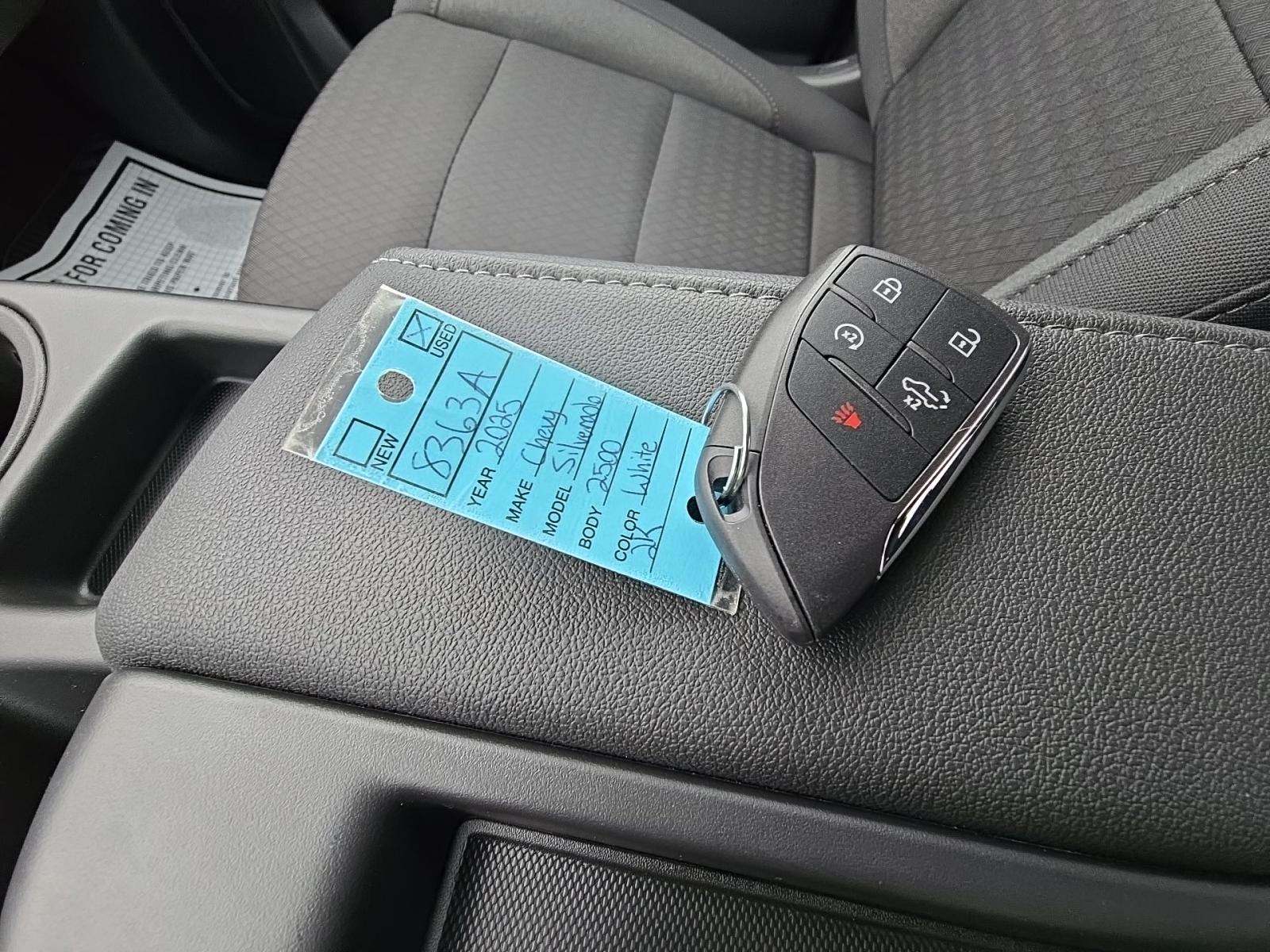 2025 Chevrolet Silverado 2500HD Custom AWD