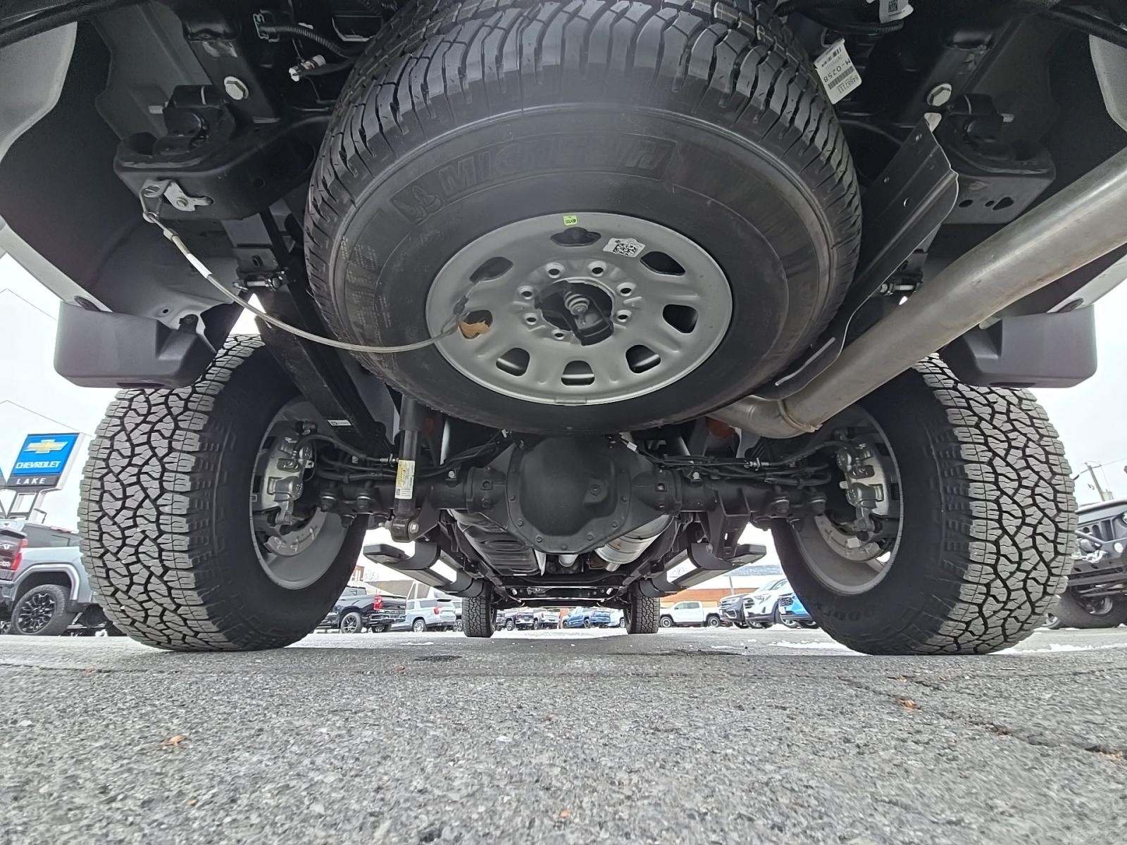 2025 Chevrolet Silverado 2500HD Custom AWD