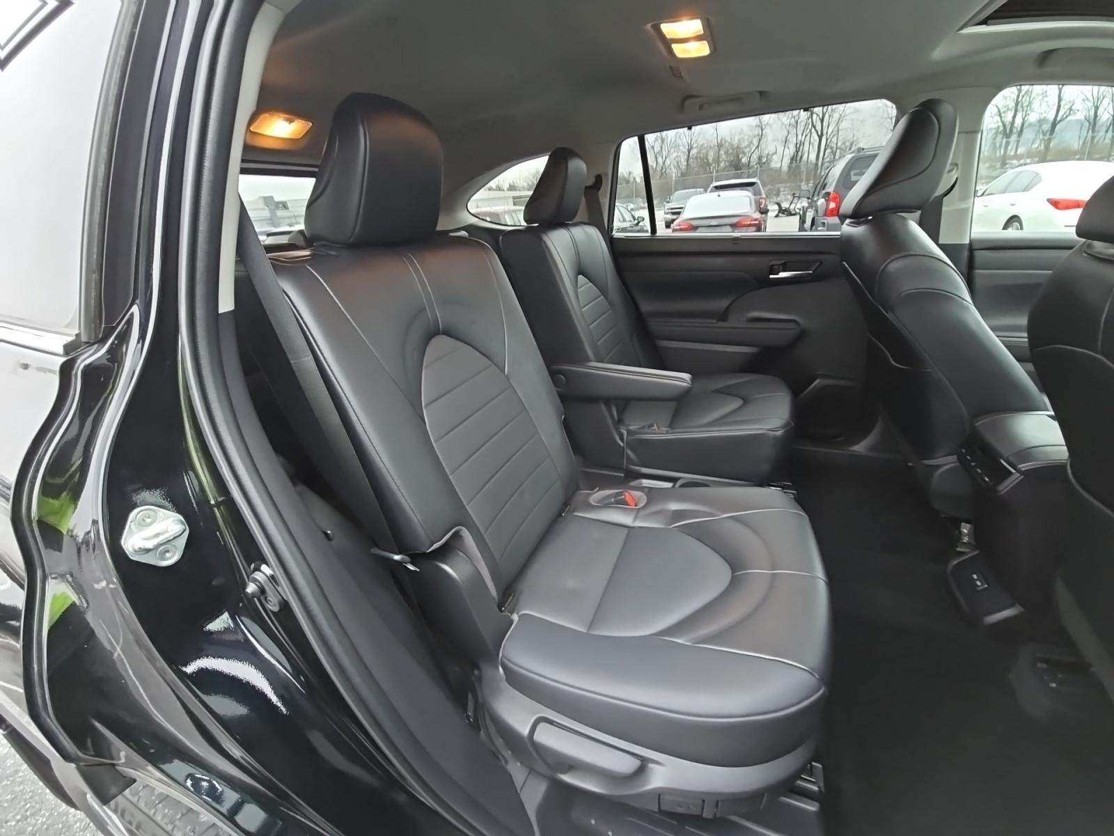 2022 Toyota Highlander XLE AWD