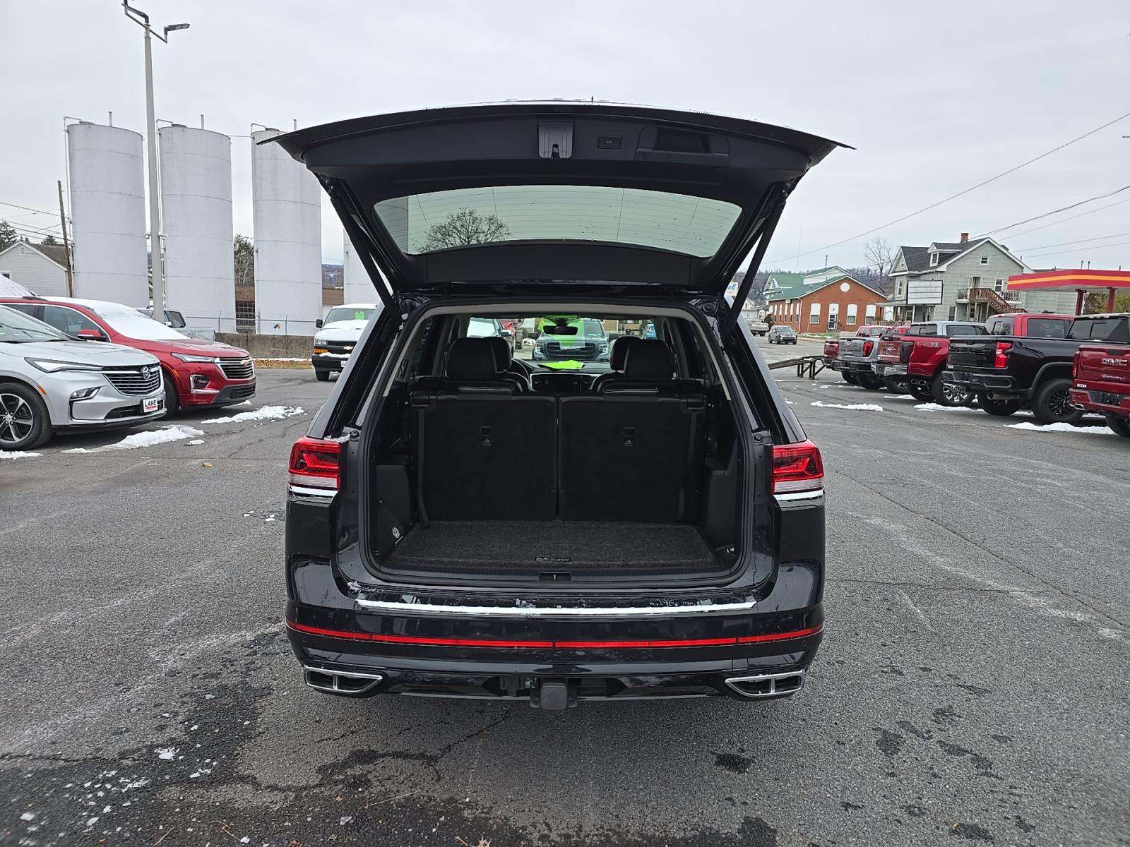 2022 Volkswagen Atlas 3.6L SEL Premium R-Line AWD