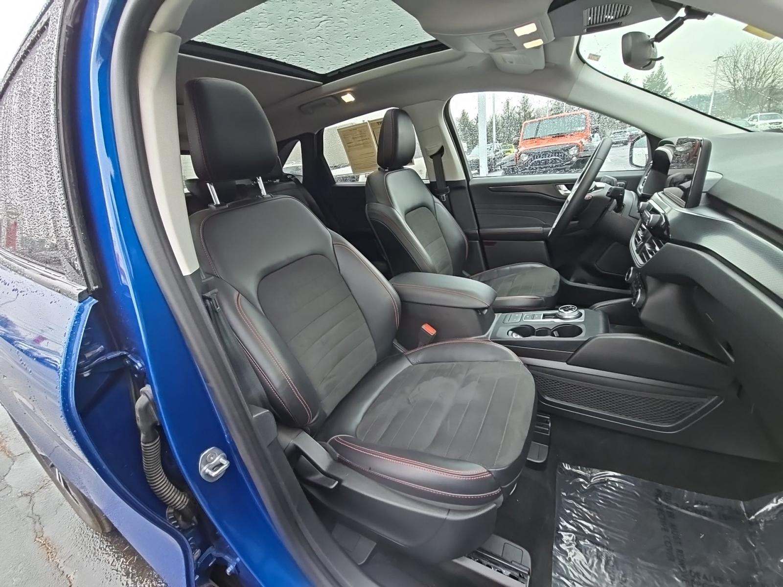 2022 Ford Escape SEL AWD