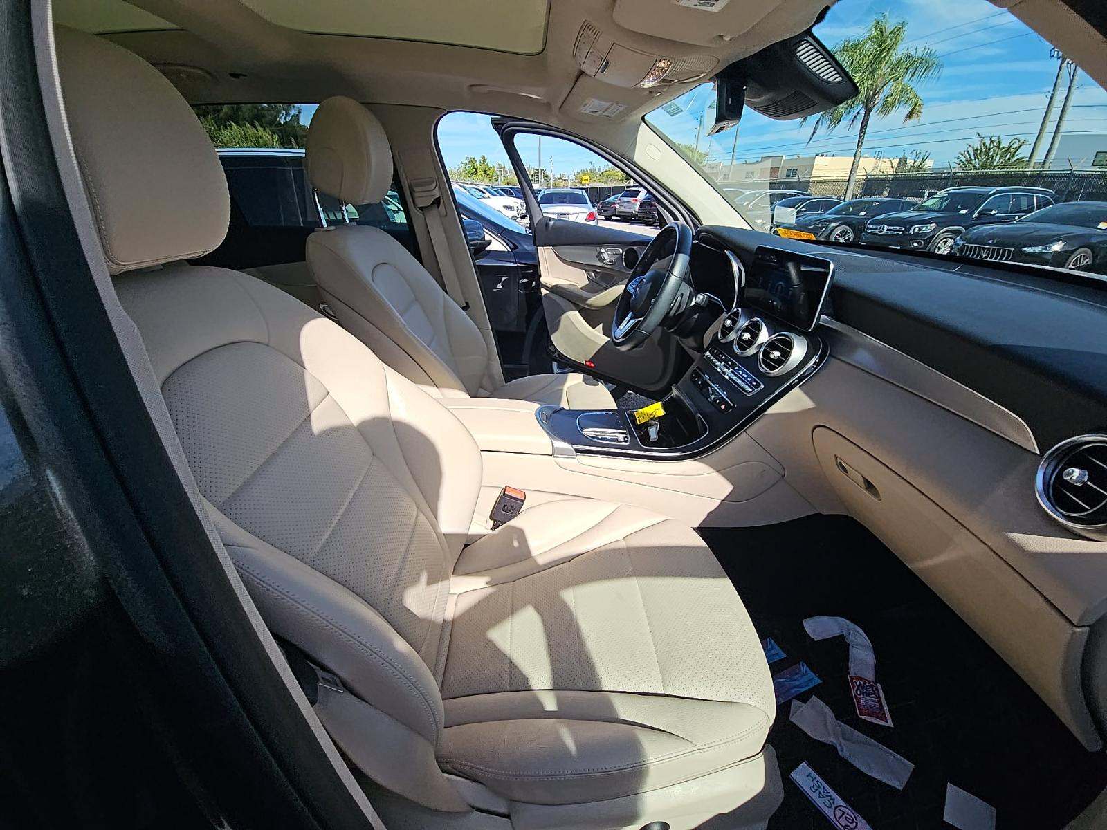 2022 Mercedes-Benz GLC GLC 300 RWD