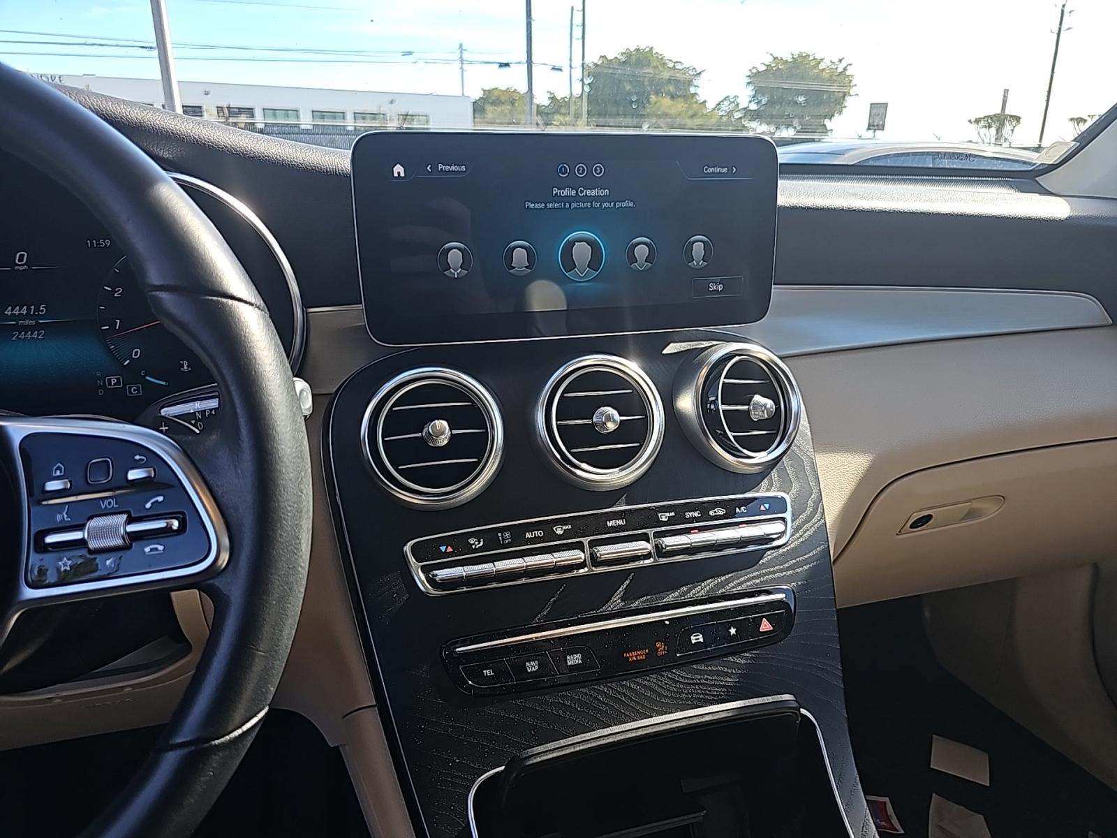 2022 Mercedes-Benz GLC GLC 300 RWD