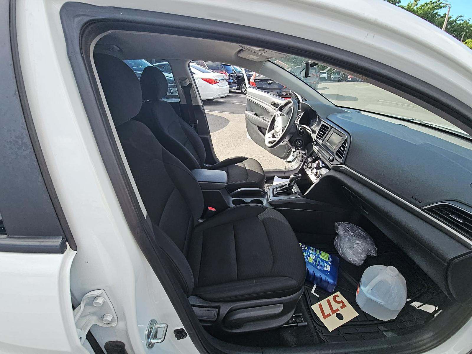 2019 Hyundai Elantra SE FWD