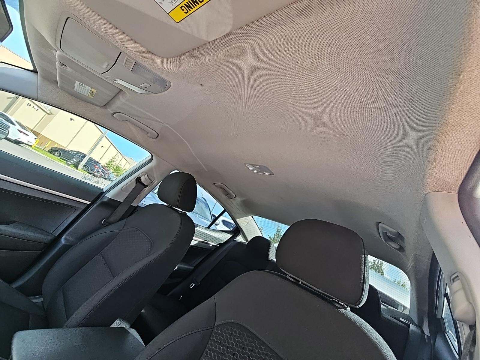 2019 Hyundai Elantra SE FWD