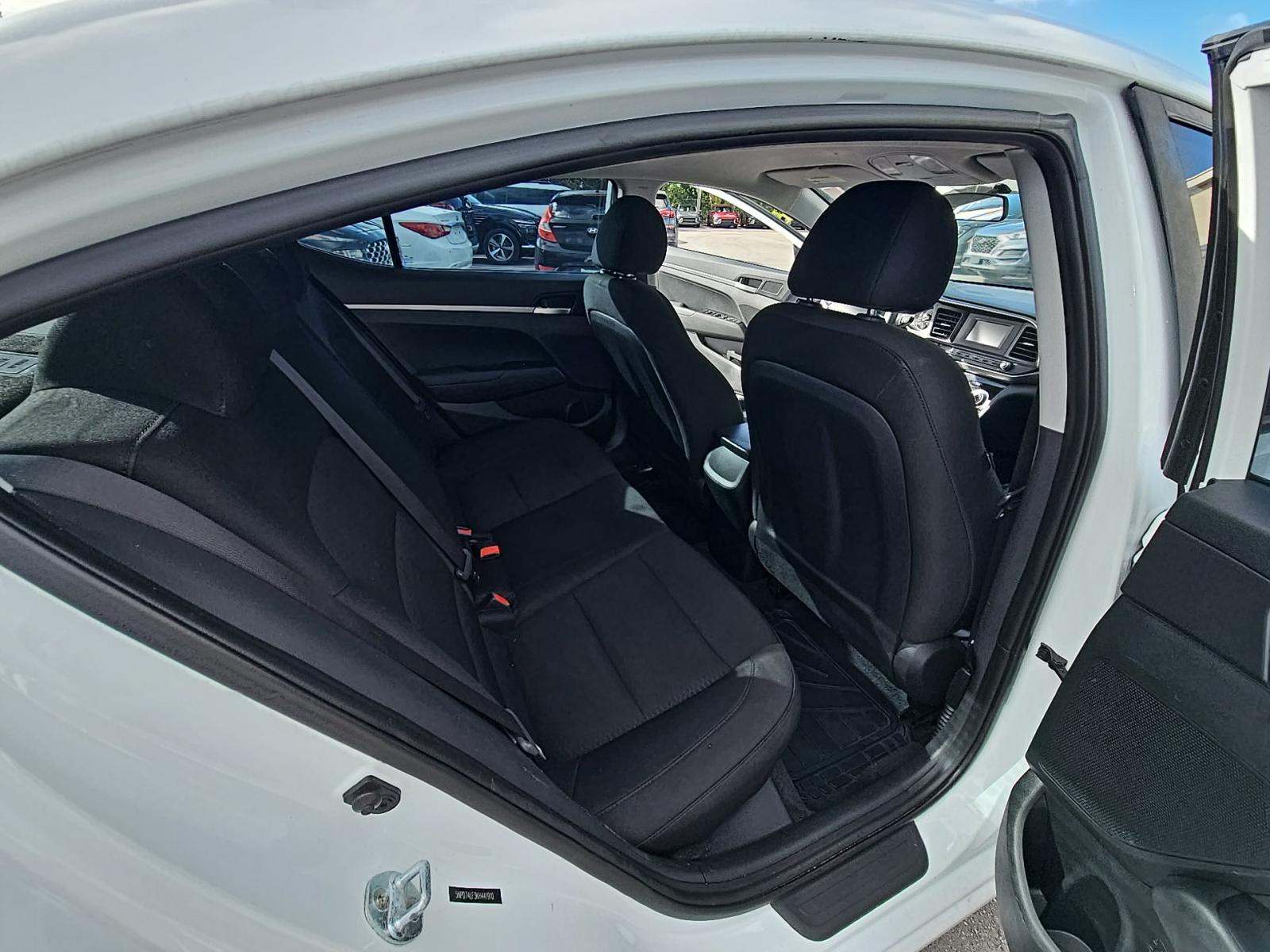 2019 Hyundai Elantra SE FWD