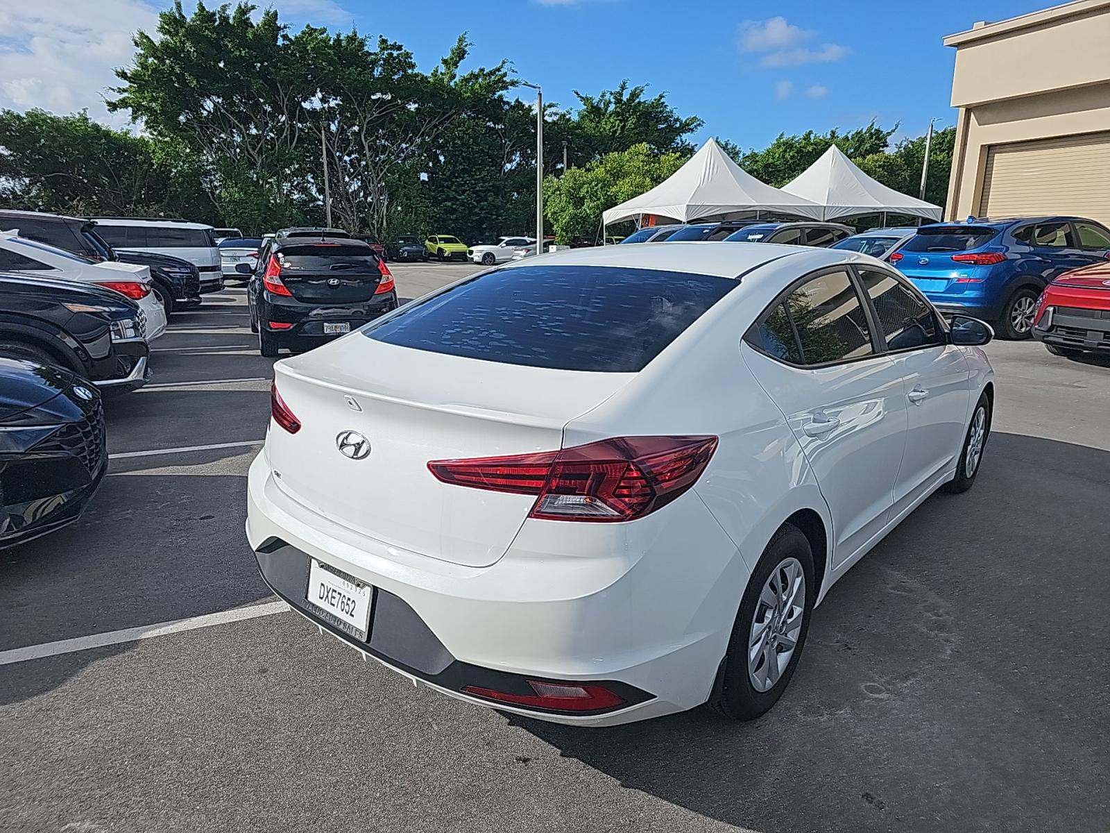 2019 Hyundai Elantra SE FWD